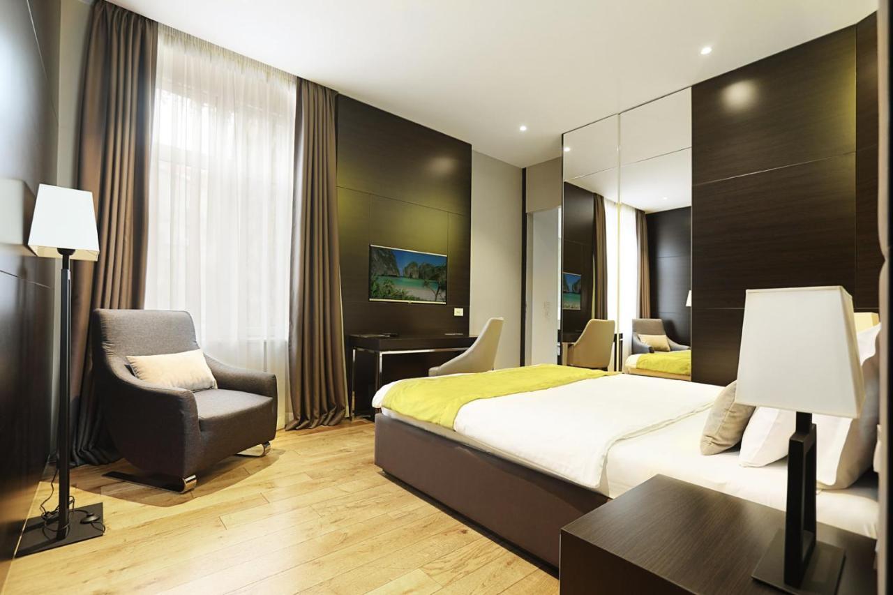 Maccani Black Luxury Suites Belgrade Luaran gambar