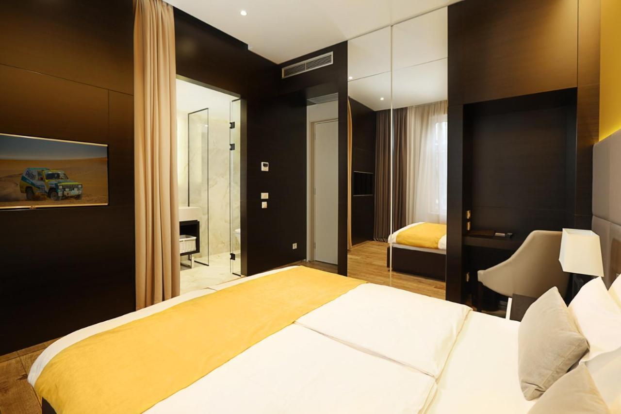 Maccani Black Luxury Suites Belgrade Luaran gambar
