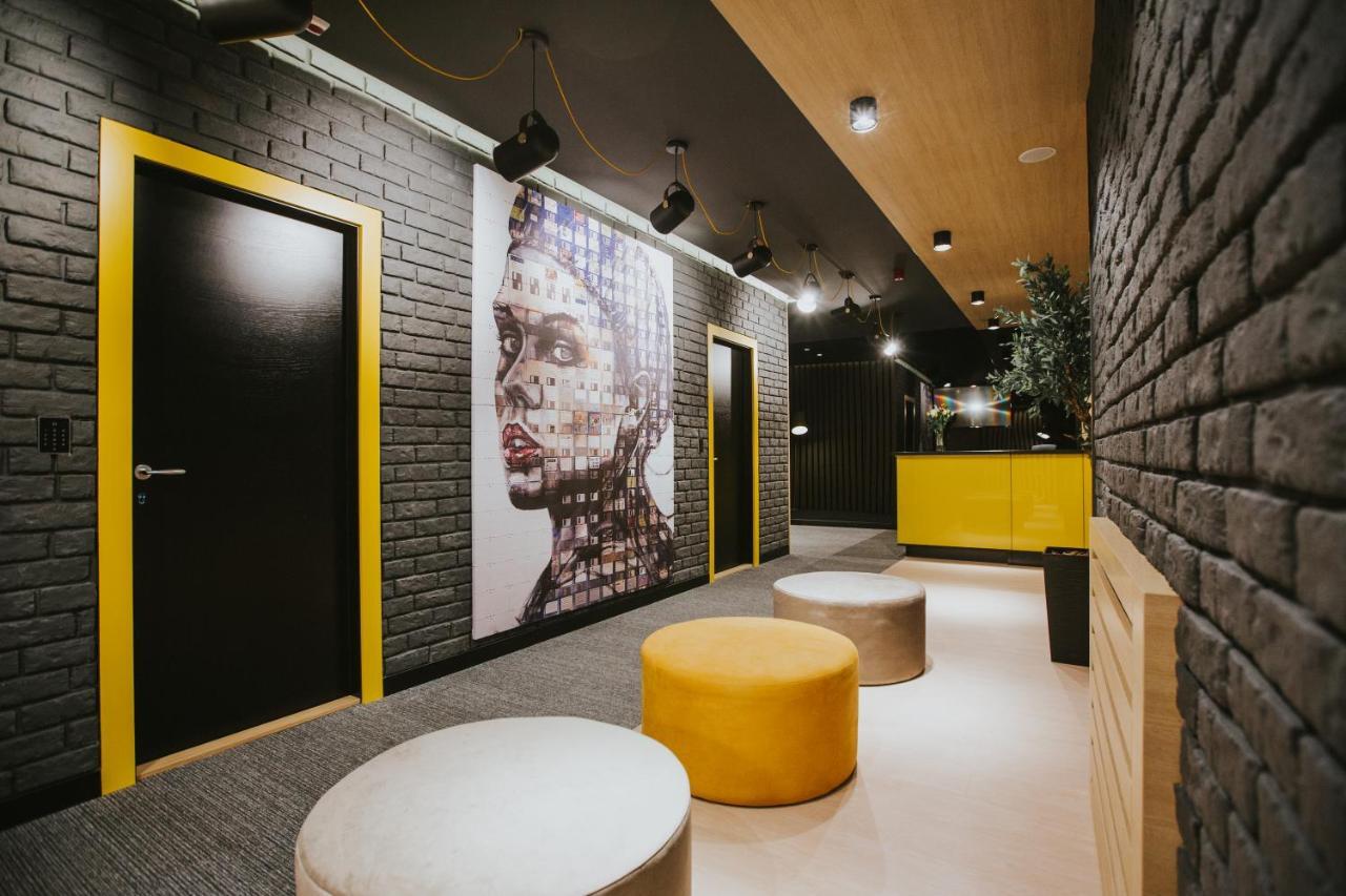 Maccani Black Luxury Suites Belgrade Luaran gambar