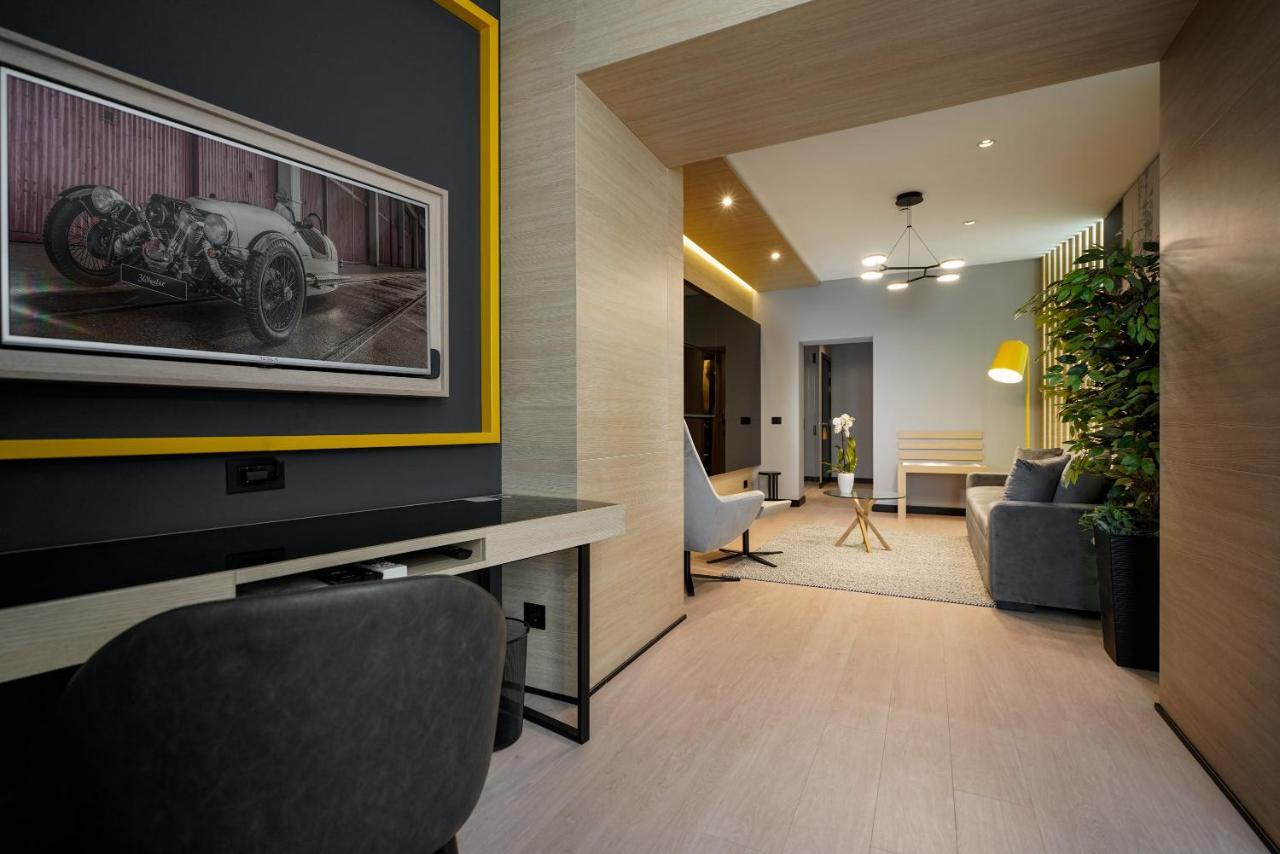 Maccani Black Luxury Suites Belgrade Luaran gambar