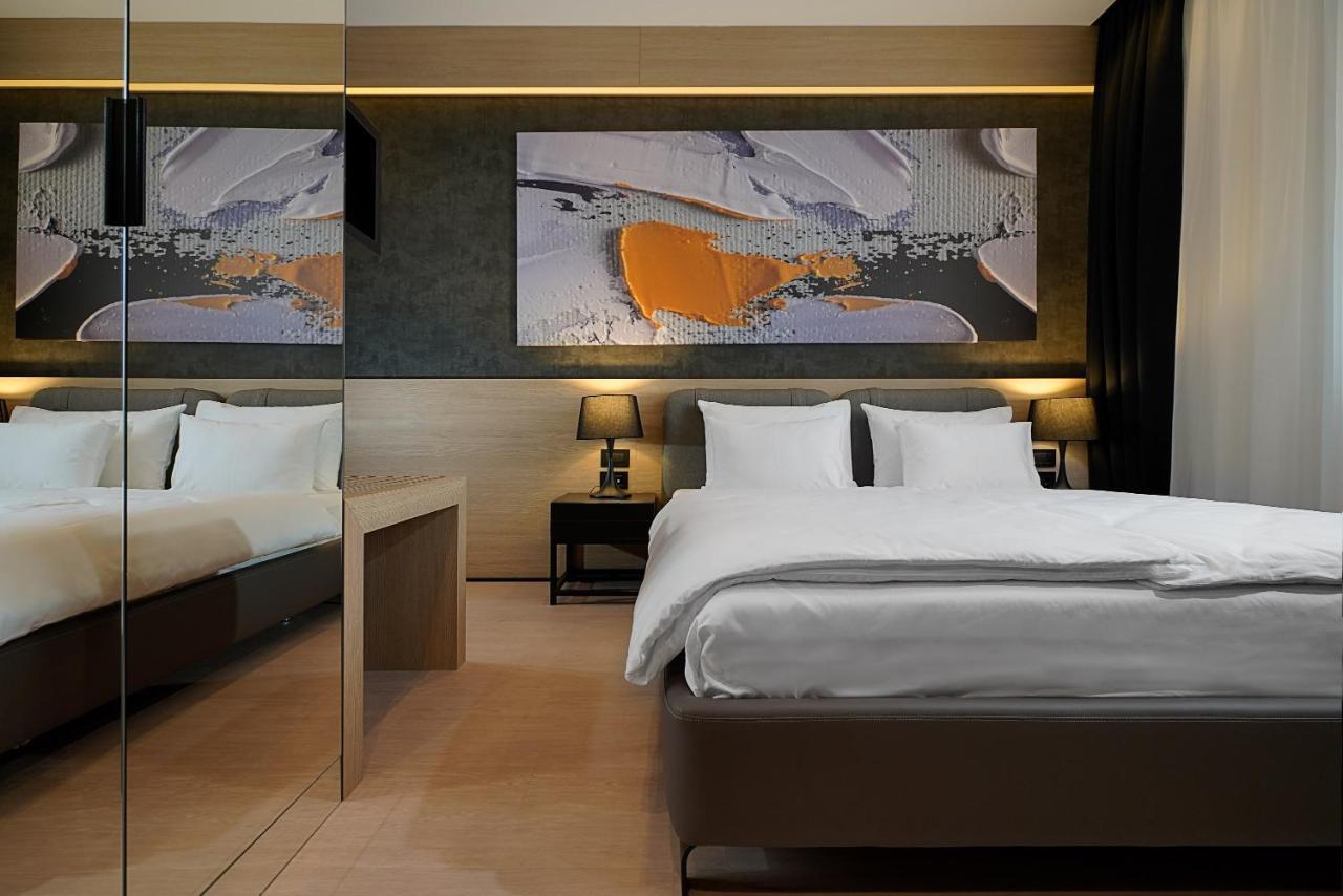 Maccani Black Luxury Suites Belgrade Luaran gambar