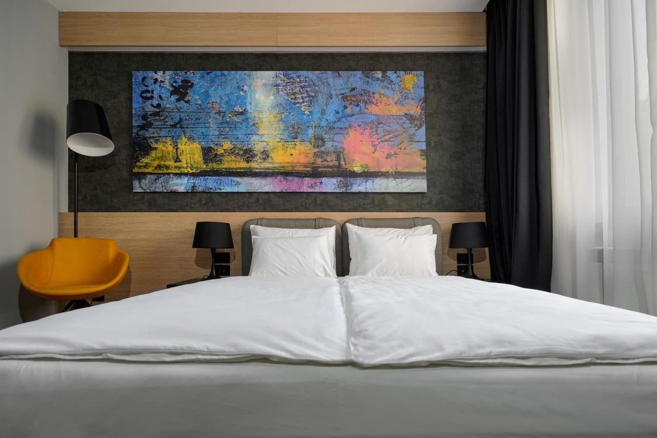 Maccani Black Luxury Suites Belgrade Luaran gambar
